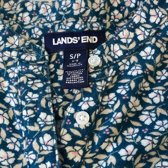 Lands’ End Cotton Flannel Teal Floral Tunic PETITE - Picture 5 of 6